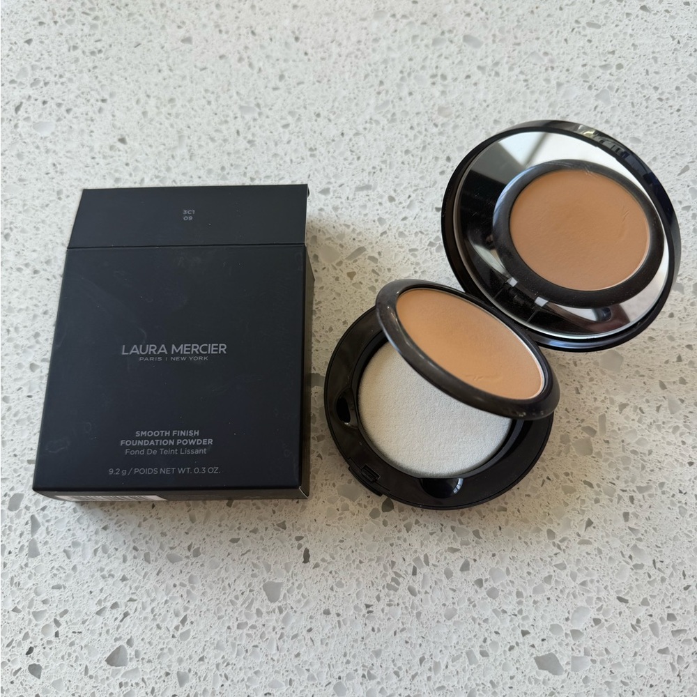 Laura Mercier smooth finish foundation powder 3C109 NIB